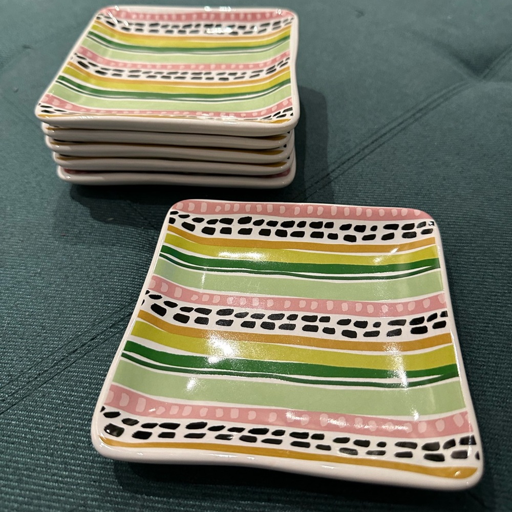 Set of 6 ceramic Appetizer / Desert Plates